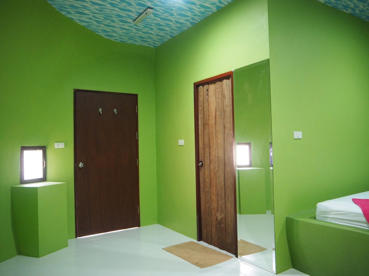 Motel Fruit House Pattaya Bang Lamung Exterior foto