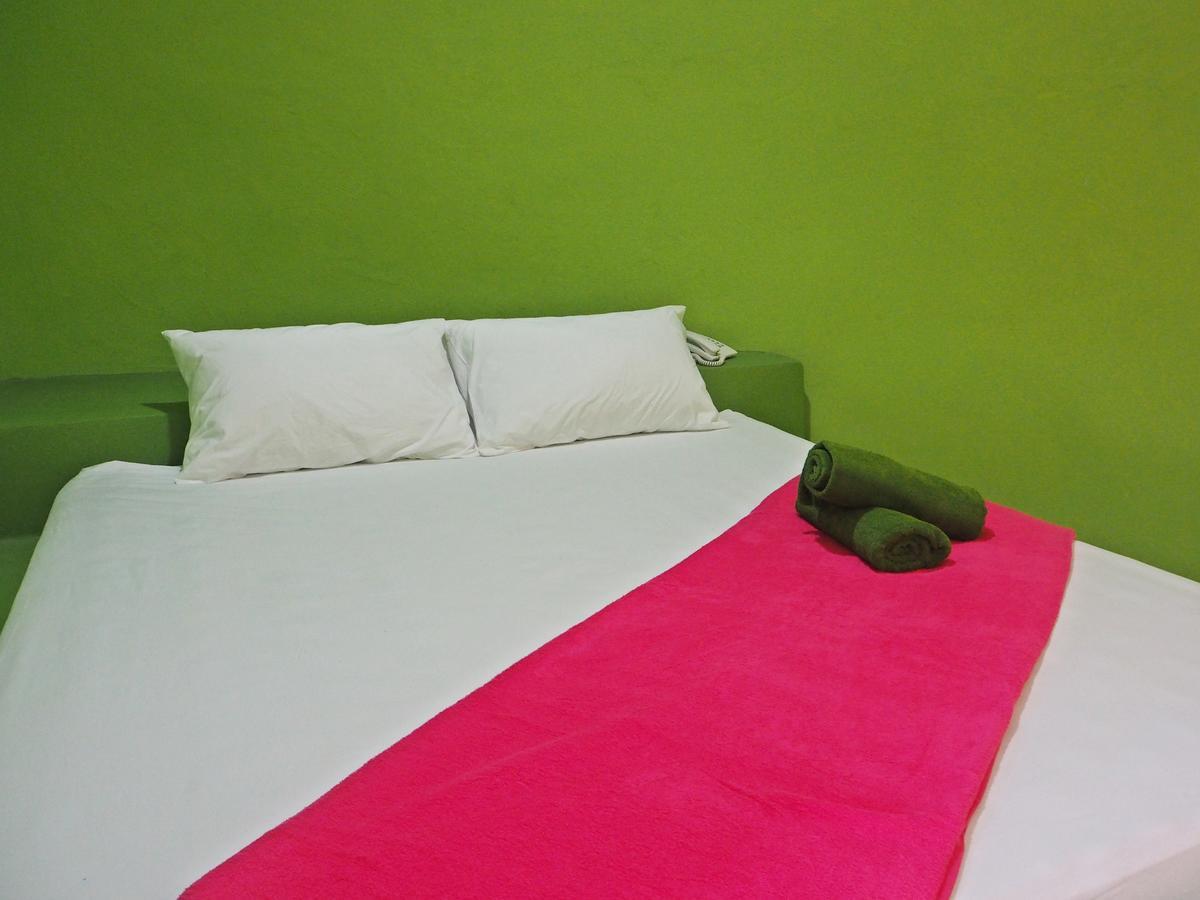 Motel Fruit House Pattaya Bang Lamung Exterior foto