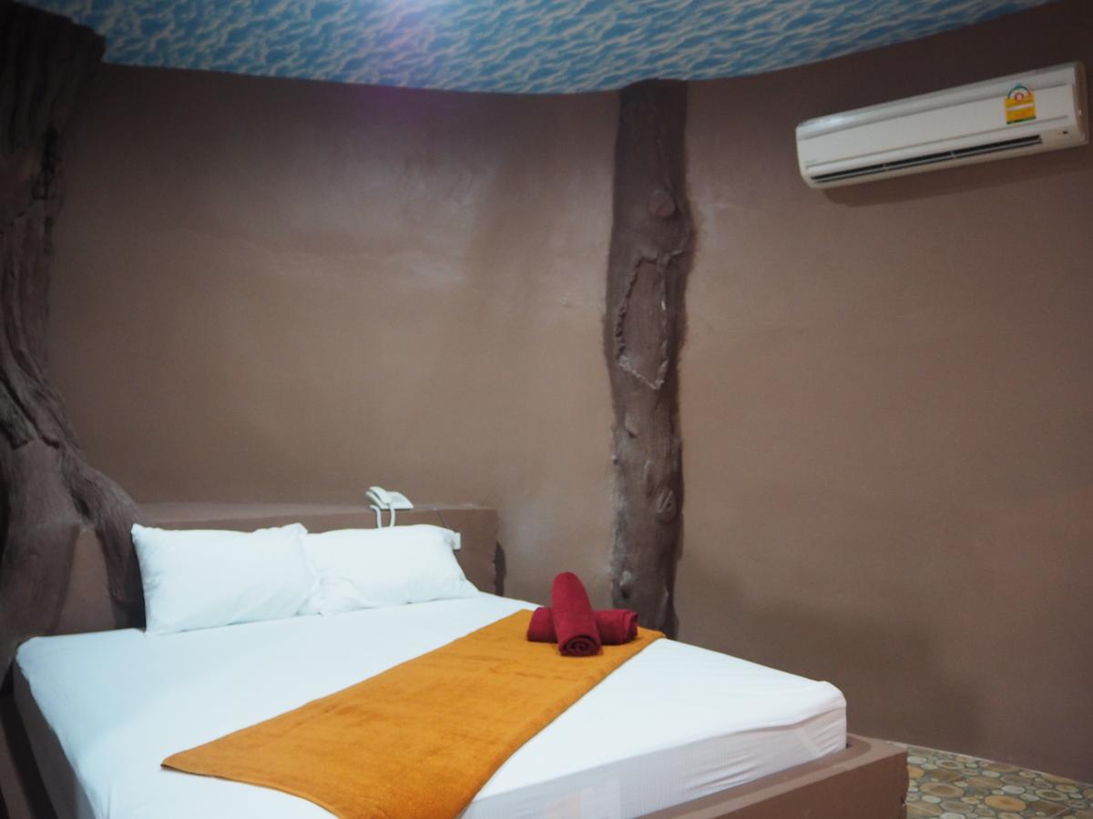 Motel Fruit House Pattaya Bang Lamung Exterior foto