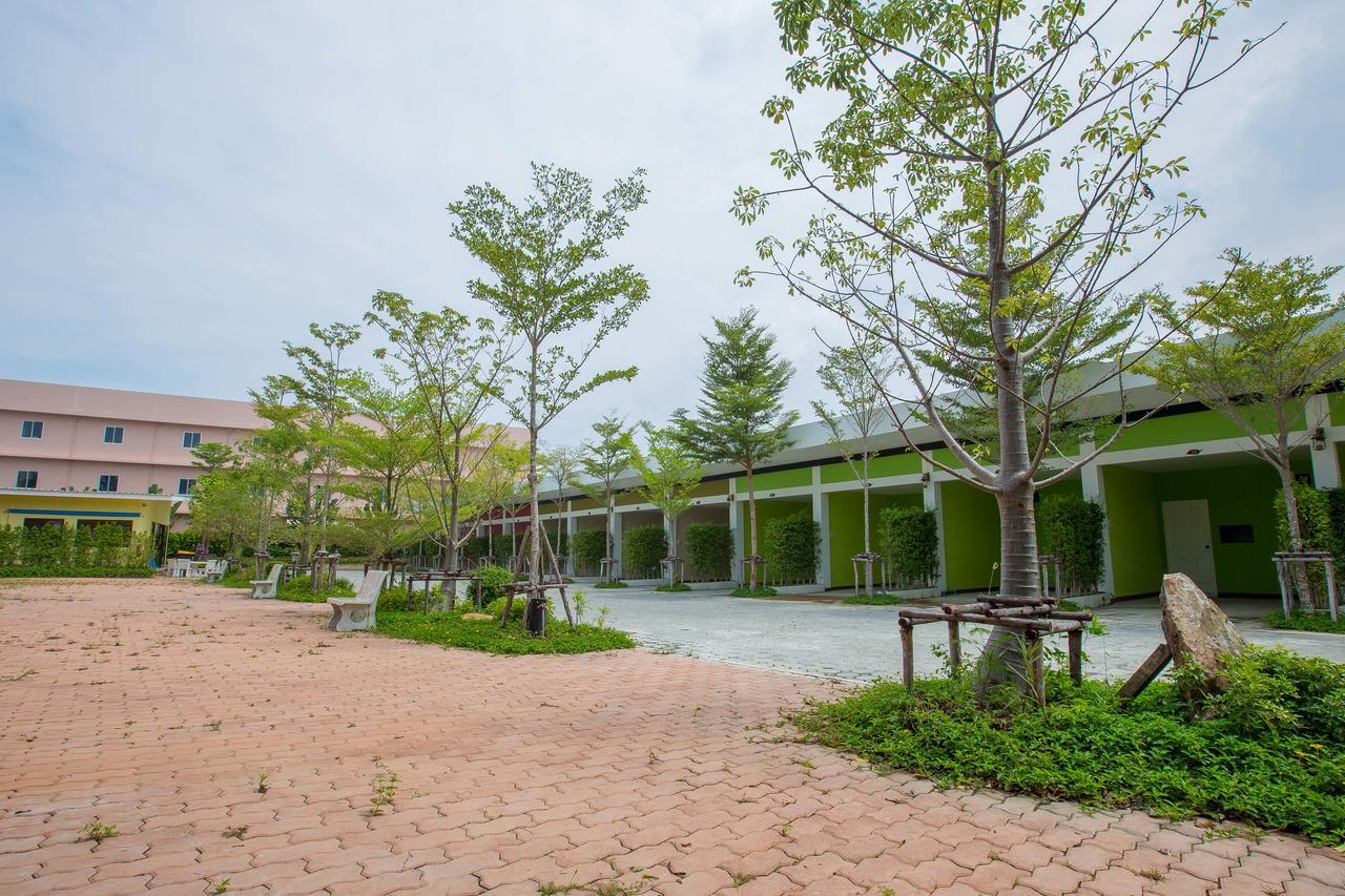 Motel Fruit House Pattaya Bang Lamung Exterior foto