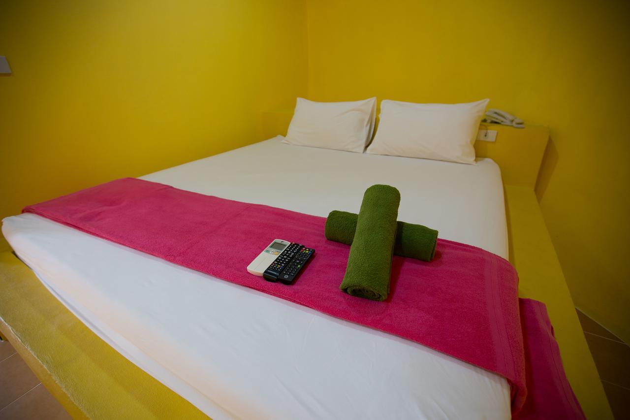 Motel Fruit House Pattaya Bang Lamung Exterior foto